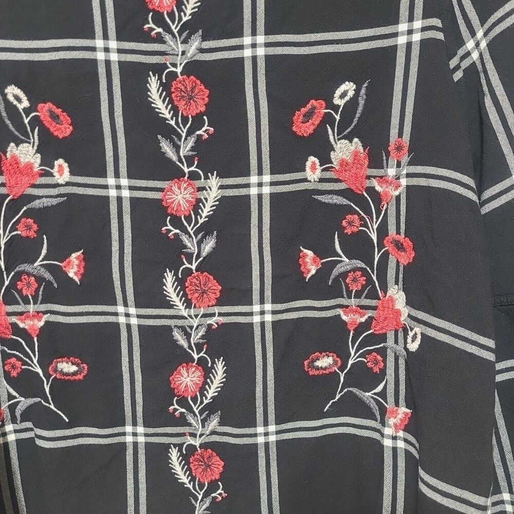 LOFT Embroidered Top Blouse Women Size M Floral Long Split Sleeve Rayon Black - Picture 2 of 9